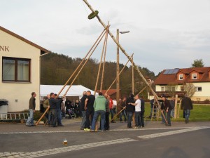 Maibaumaufstellung 2016 (20)